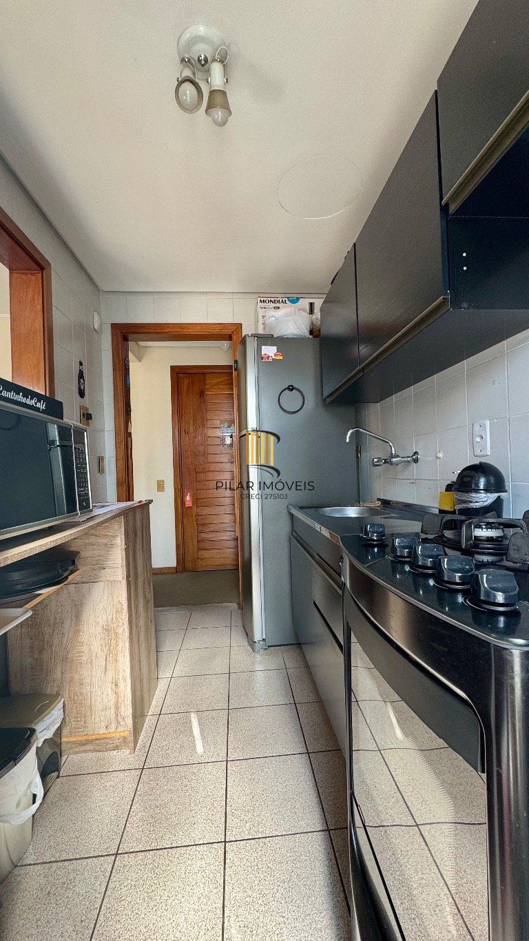 Apartamento de 1 quarto, sacada, 1 vaga, elevador no bairro Independência