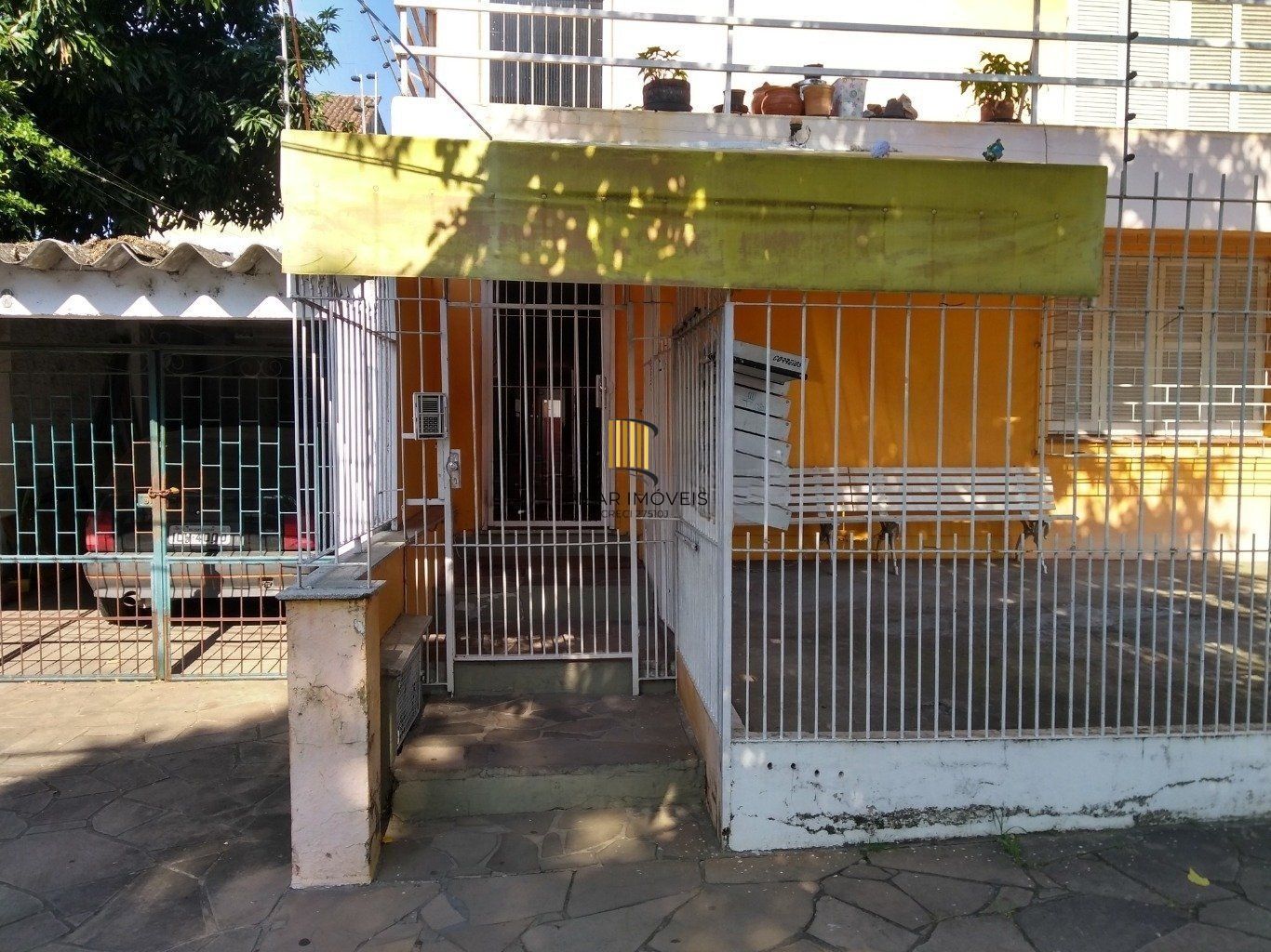 Apartamento Térreo 1 quarto, 38m² privativos, portaria 24hrs no bairro Partenon