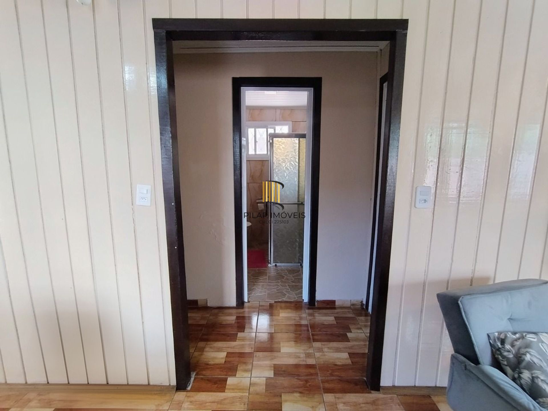 Casa de 4 dormitórios e 4 vagas de garagem em Canoas.