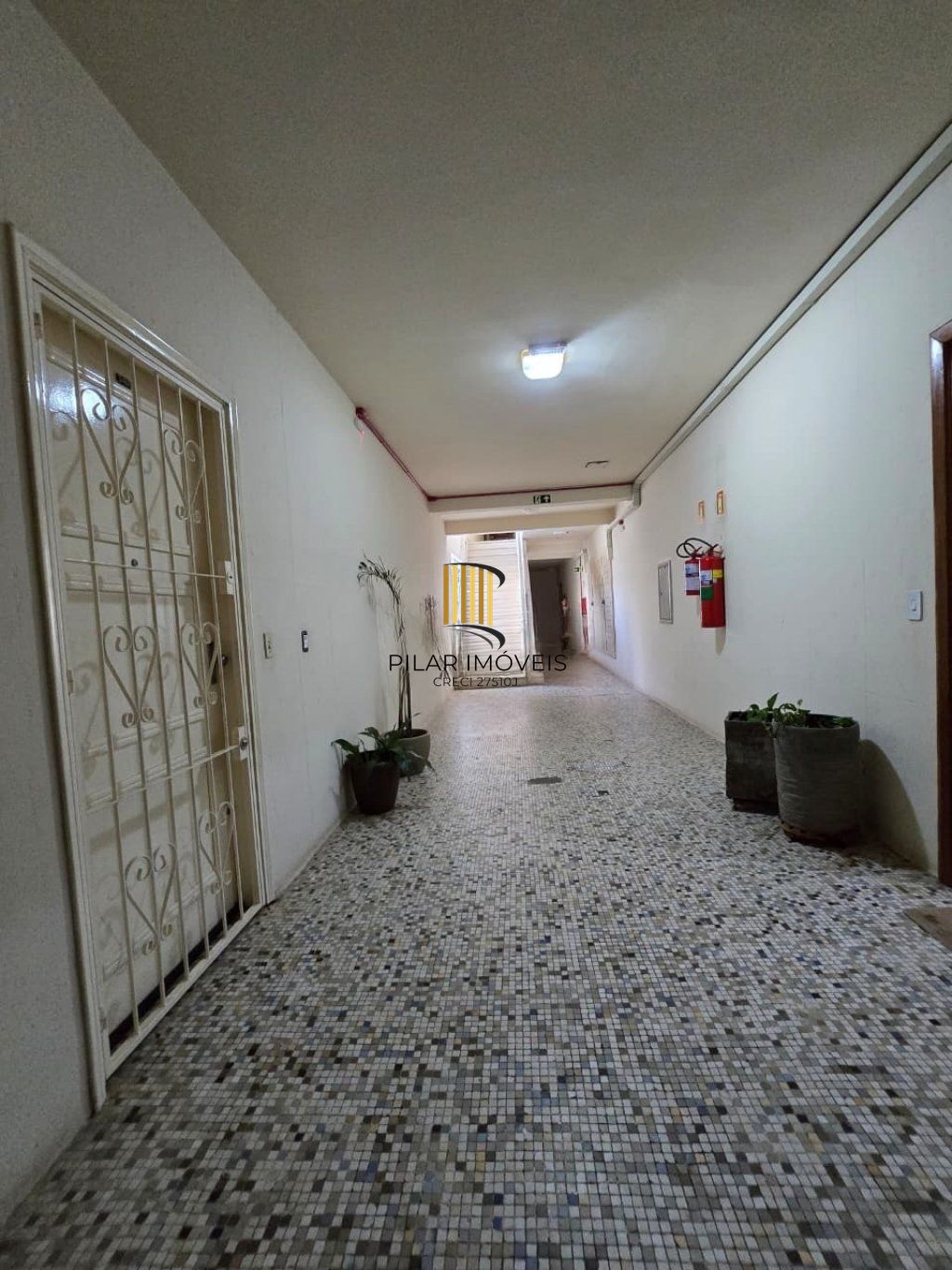 Apartamento de 3 dormitórios no Bairro Passo da Pedras Porto Alegre.