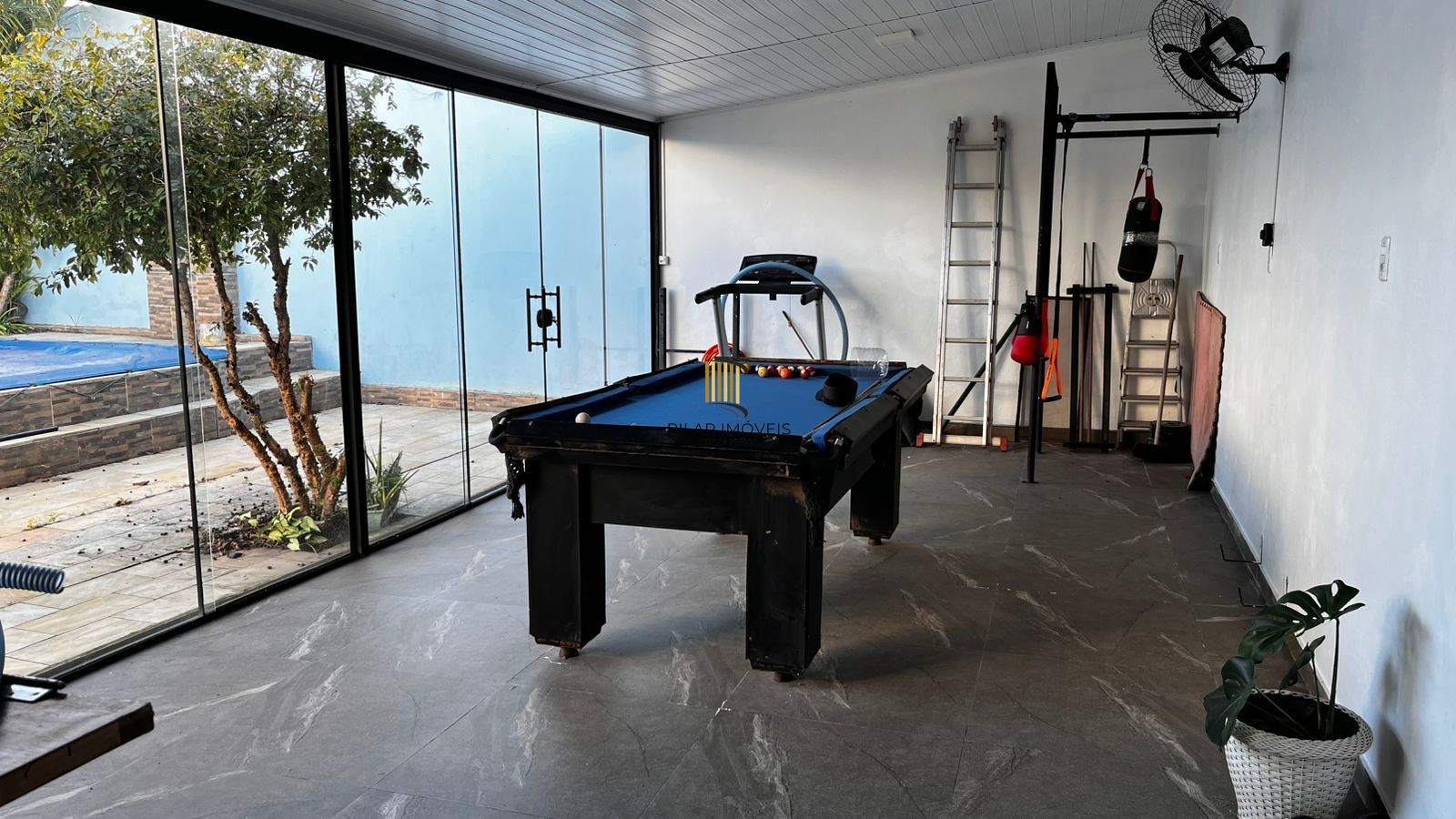 Casa com 3 quartos 468m² à venda em Centro, Eldorado do Sul.