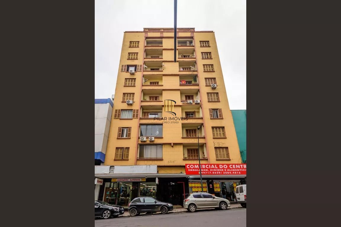 Apartamento Terreo, com 2 quartos e 73m² à venda em Centro Histórico.