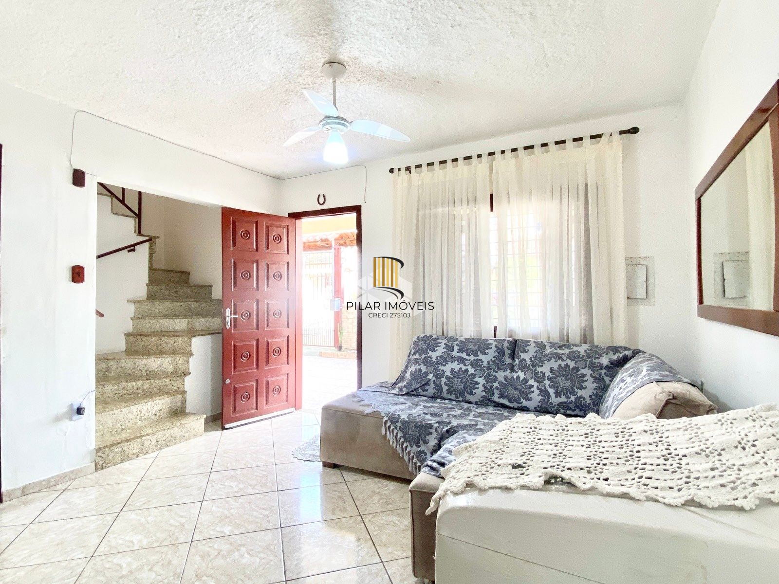 Casa Sobrado à venda com 3 dormitórios! no Morro Santana