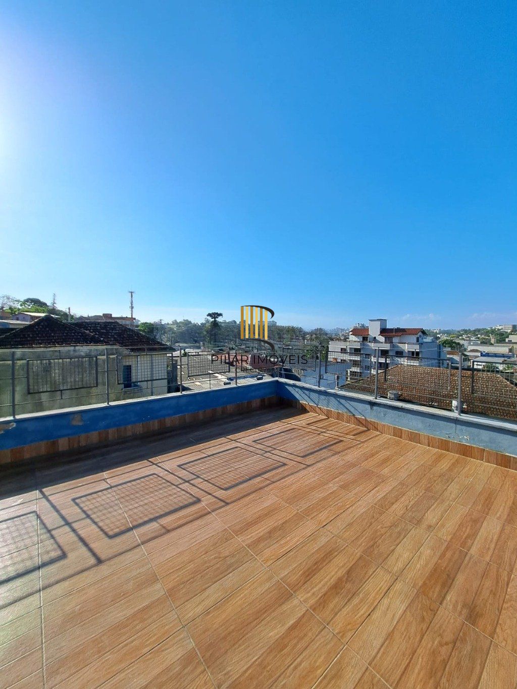 Cobertura de 2 dormitórios bairro Medianeira