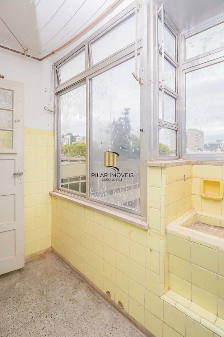 Apartamento a venda com 3 quartos e 90m² no Bairro Auxiliadora