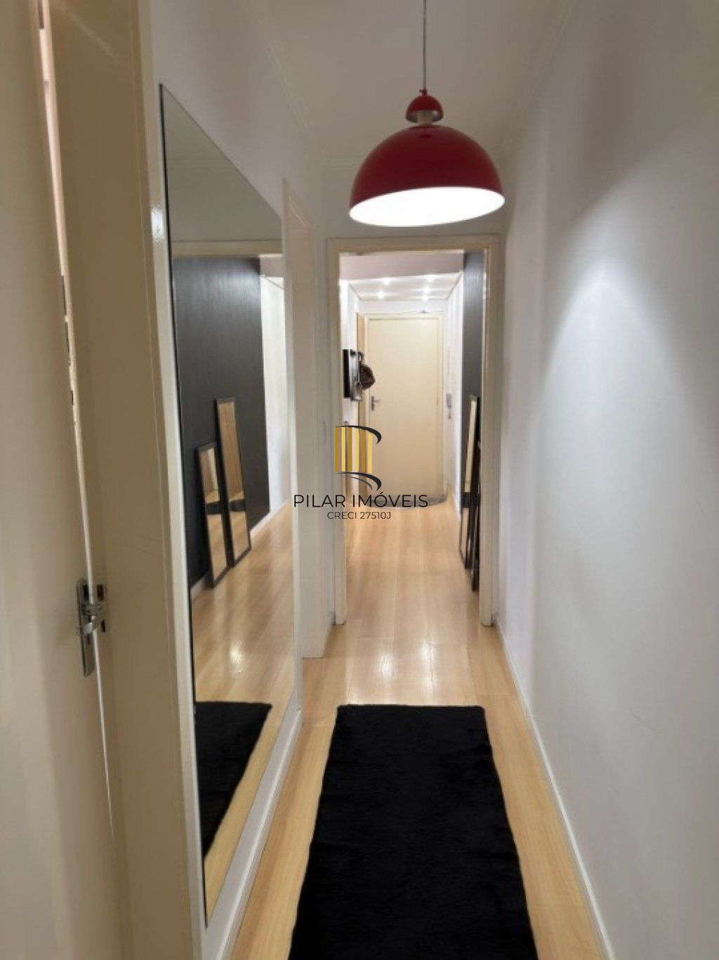 Apartamento 2 quartos mobiliado no Menino Deus