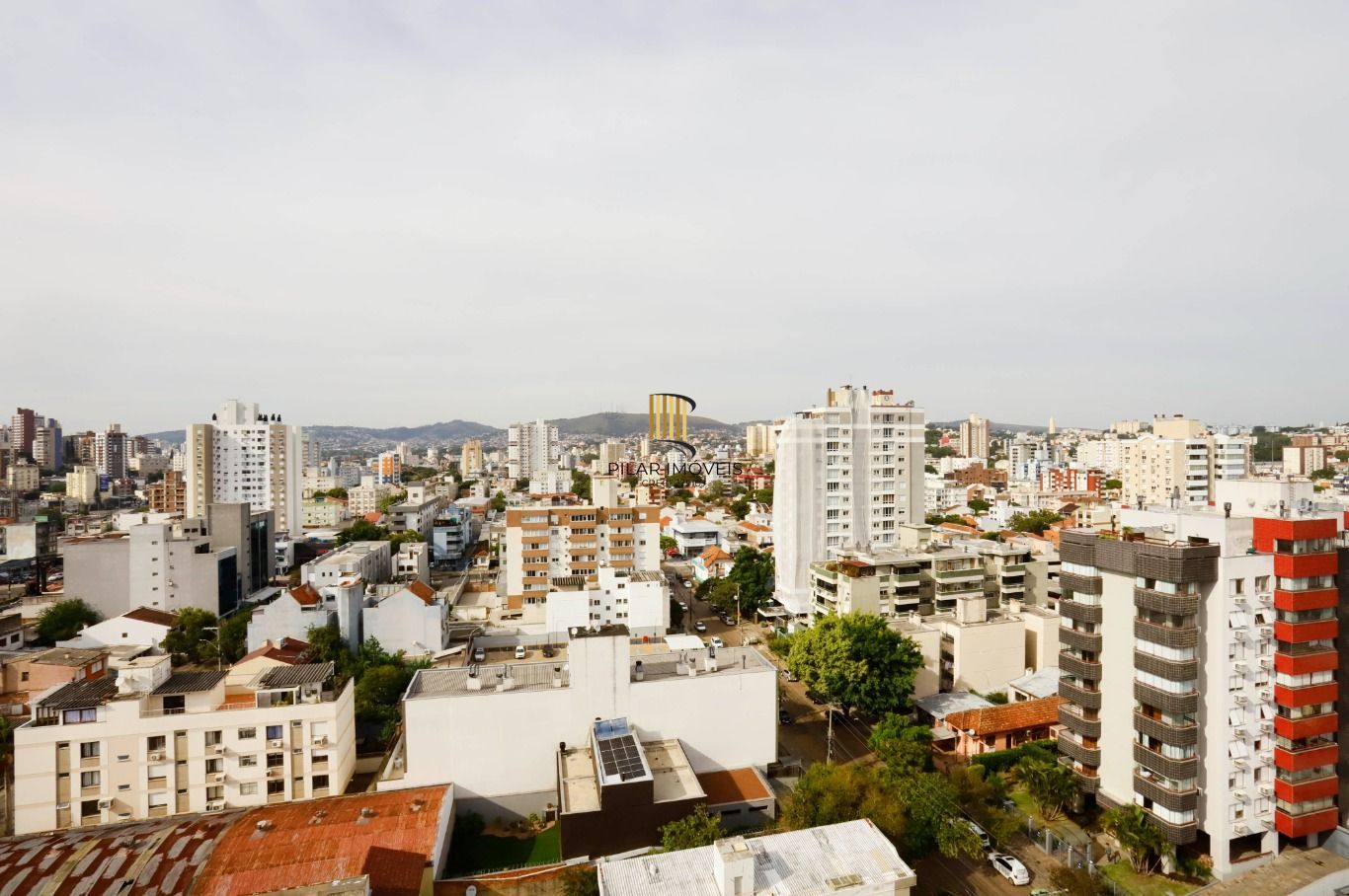 Apartamento com 2 quartos (1suíte) e 2 vagas de garagem no Bairro Santana