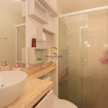 Apartamento com 2 quartos e 1 vaga e elevador no Bairro São Sebastião