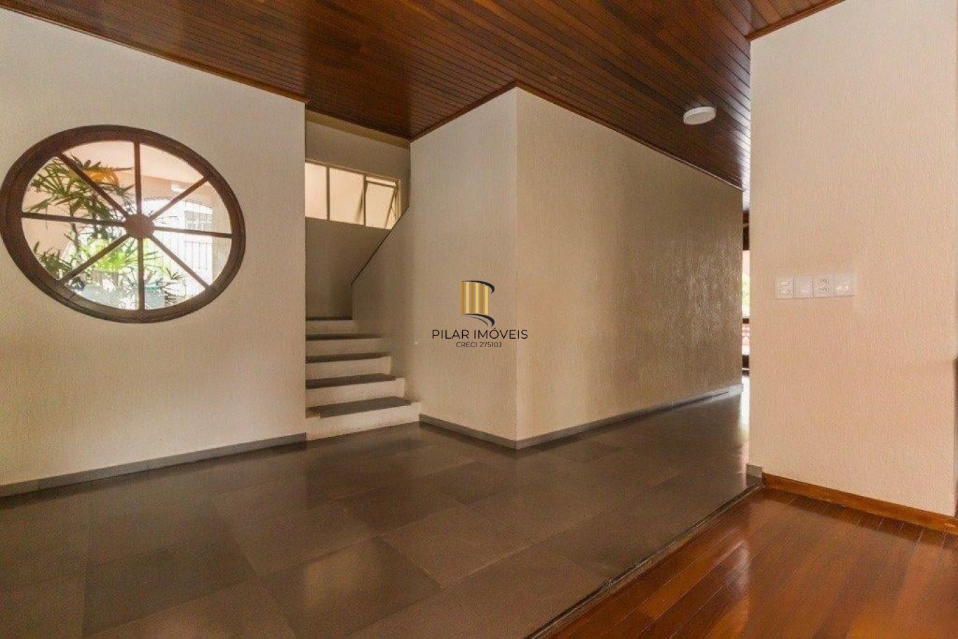 Apartamento com 3 quartos e 144m² à venda no bairro Auxiliadora