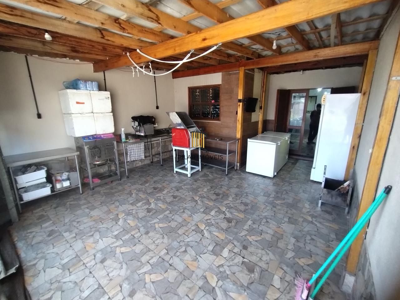 Casa 3 dormitórios no Bairro Ponta Grossa