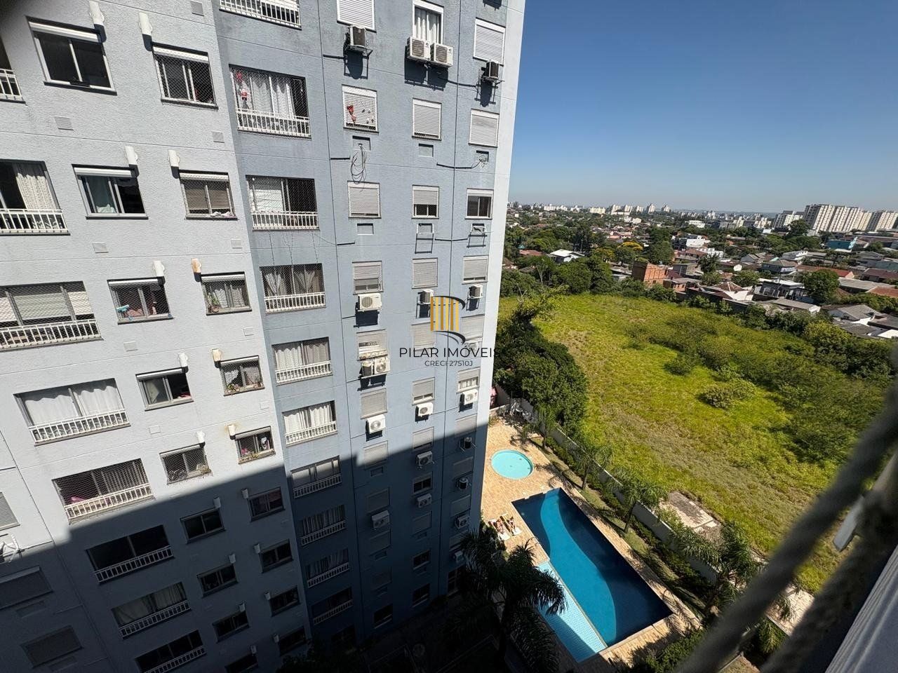 Apartamento com 2 quartos, vaga, elevador e piscina  no bairro Passo das Pedras