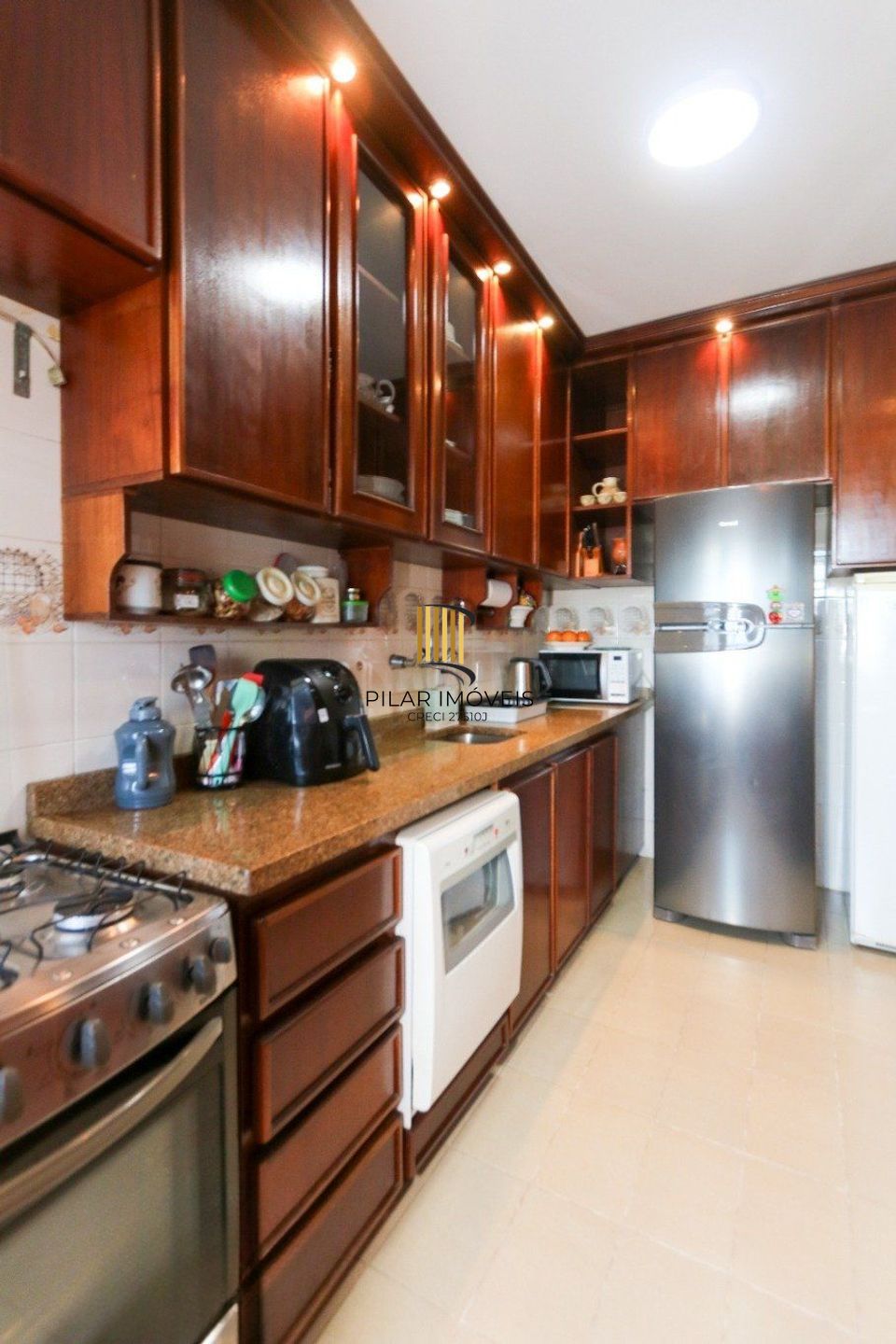 Apartamento 3 quartos, elevador e uma vaga de garagem em Canoas.