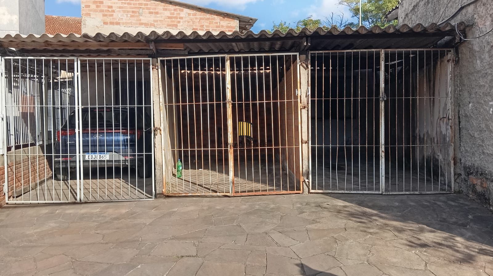 Apartamento à venda com 2 quartos 51 m² no Bairro Passo da Areia