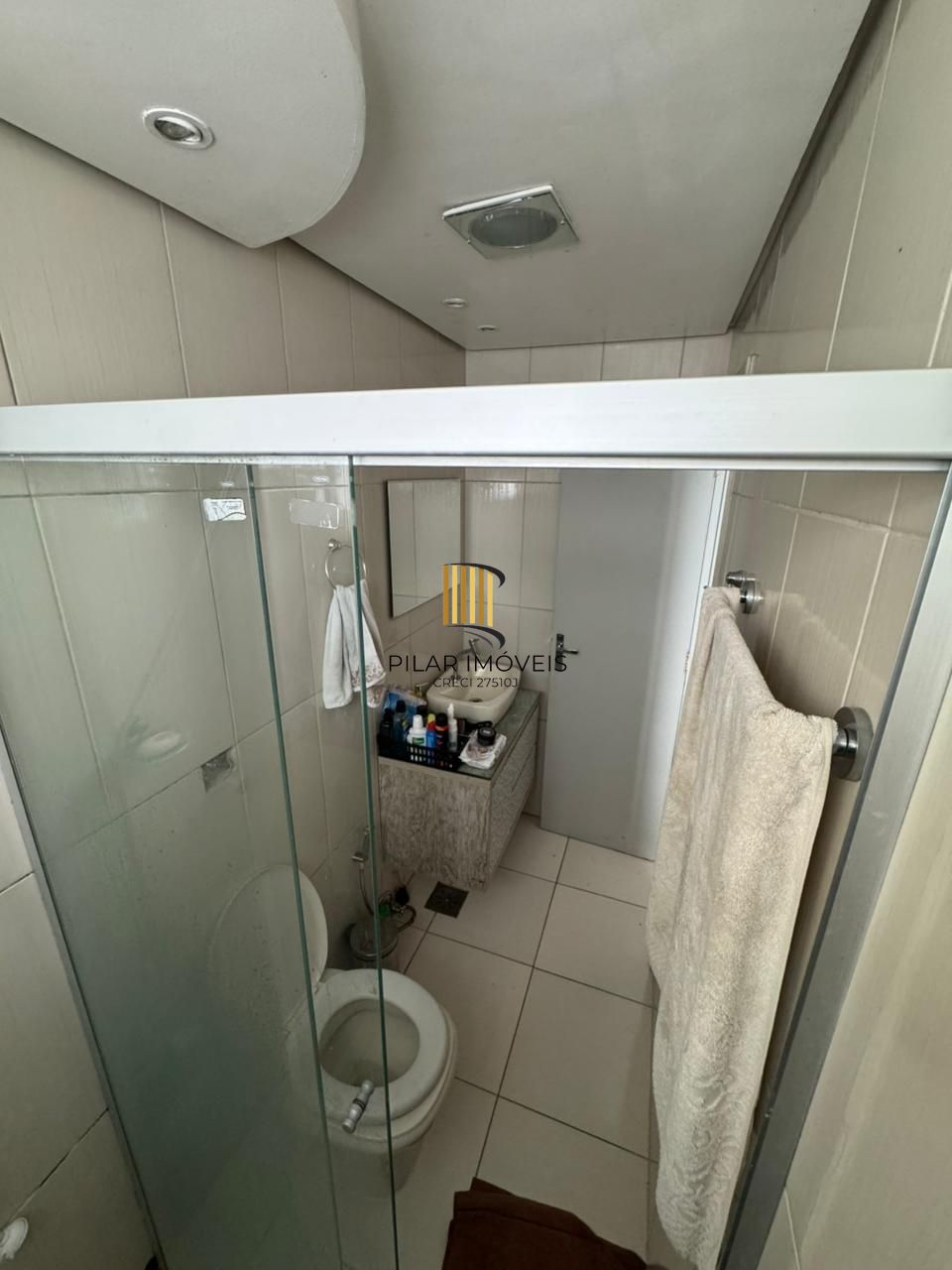 Apartamento 1 Suíte Semi Mobiliado com vaga no Jardim Europa