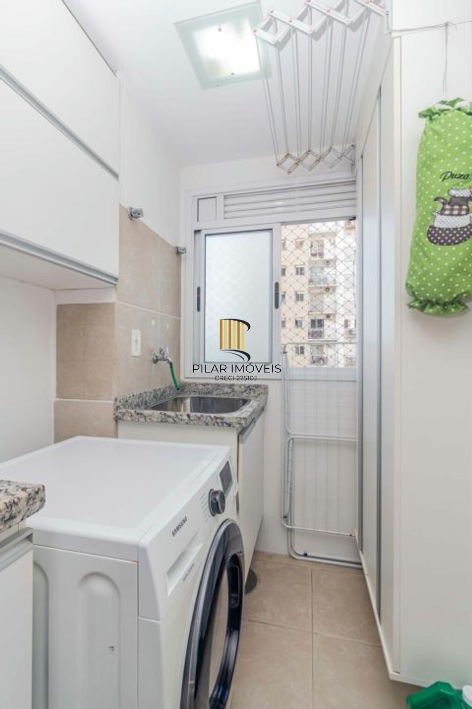 Apartamento 3 Dormitórios com Sacada e Vaga no Jardim Carvalho