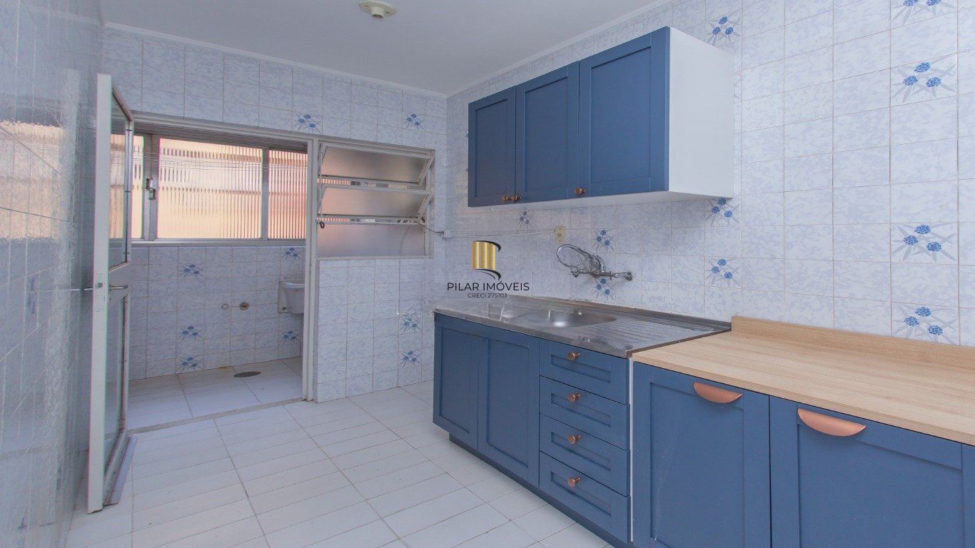 Apartamento à venda com 2 dormitórios 81 m² no Bairro Petrópolis
