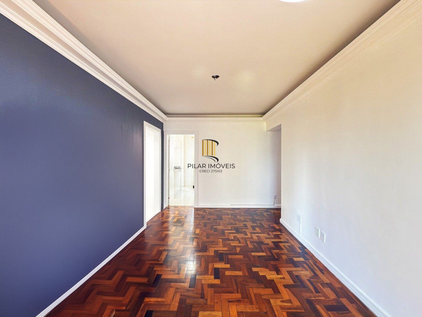 Apartamento com 2 quartos e 1 vaga a venda no bairro Passo da Areia