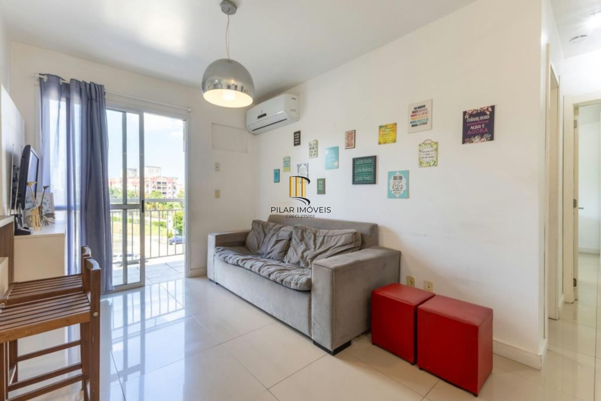 Apartamento 3 Dormitórios com Sacada, Elevador e Vaga no Jardim Carvalho