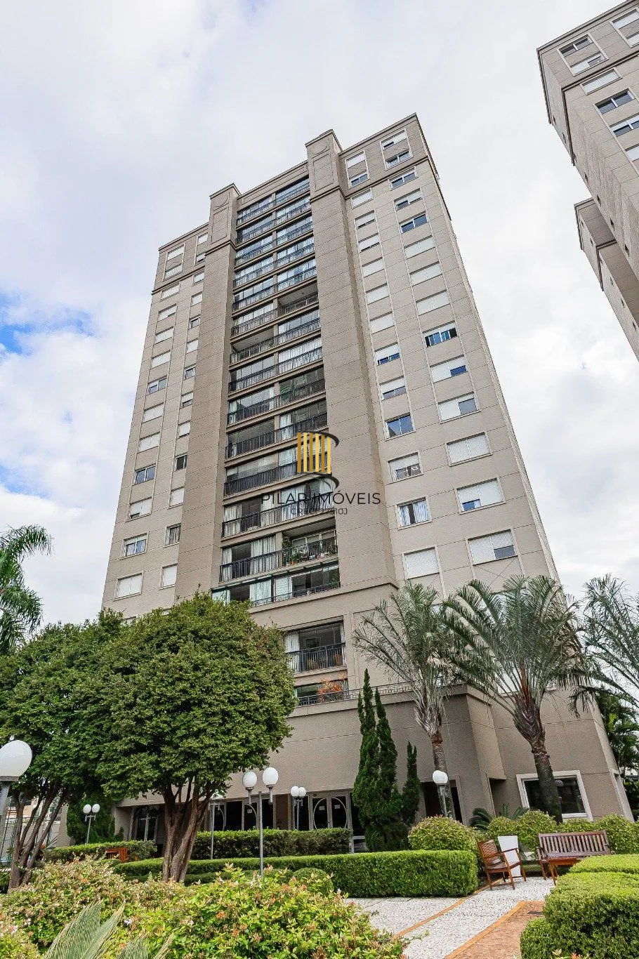Apartamento de 2 dormitórios, 1 suíte, 2 vagas e 94m² no Jardim Europa.