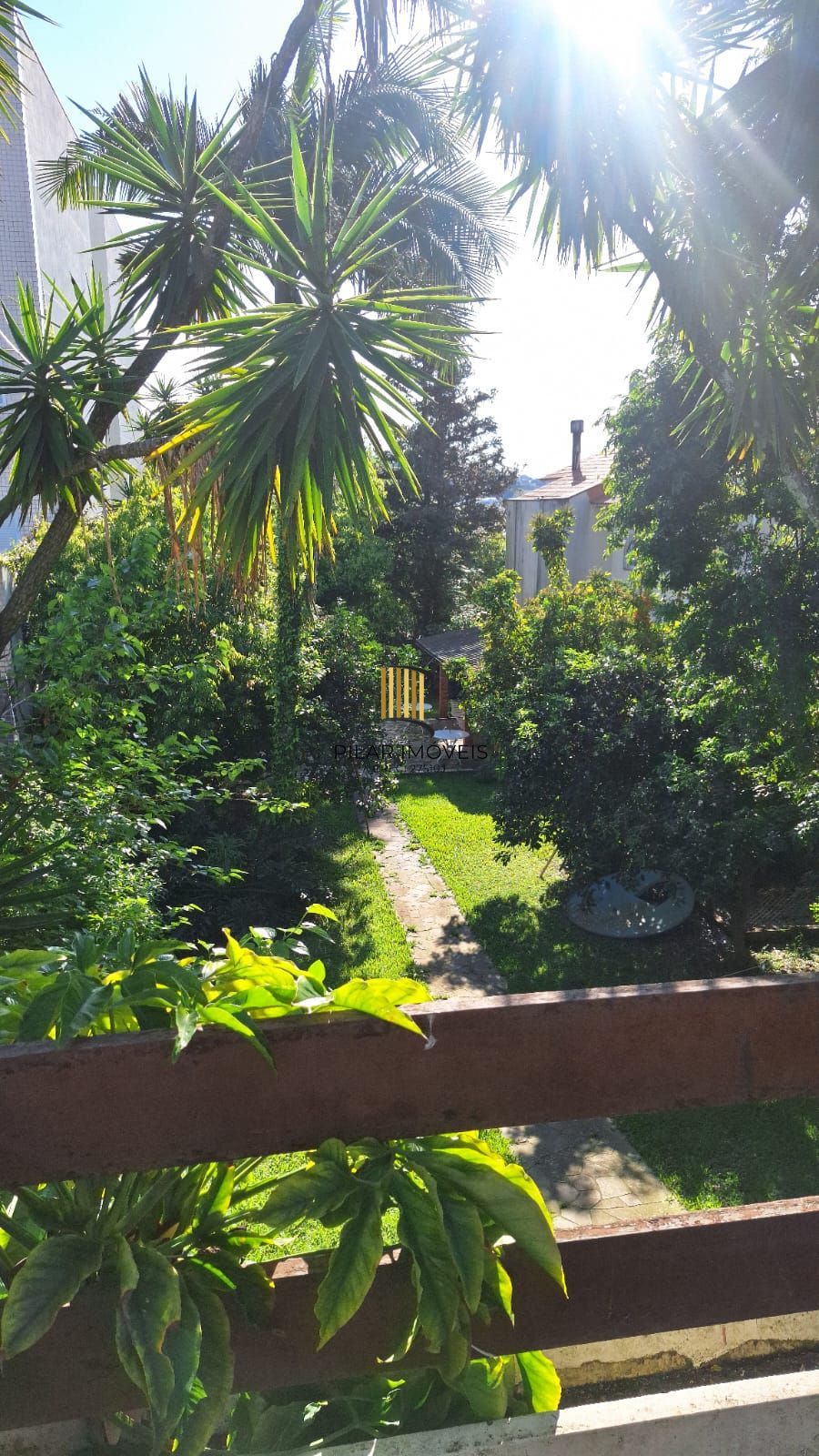 Casa com piscina 4 quartos e 2 vagas no Bairro Jardim Itu