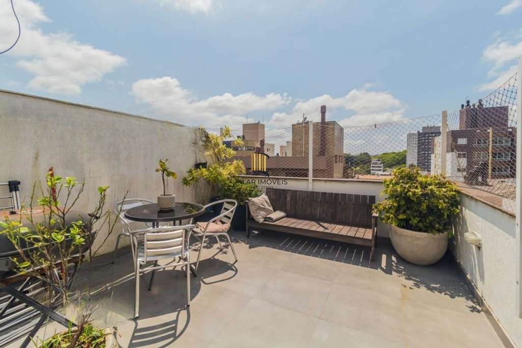 Cobertura à Venda no Higienópolis com Terraço Privativo e 97m²