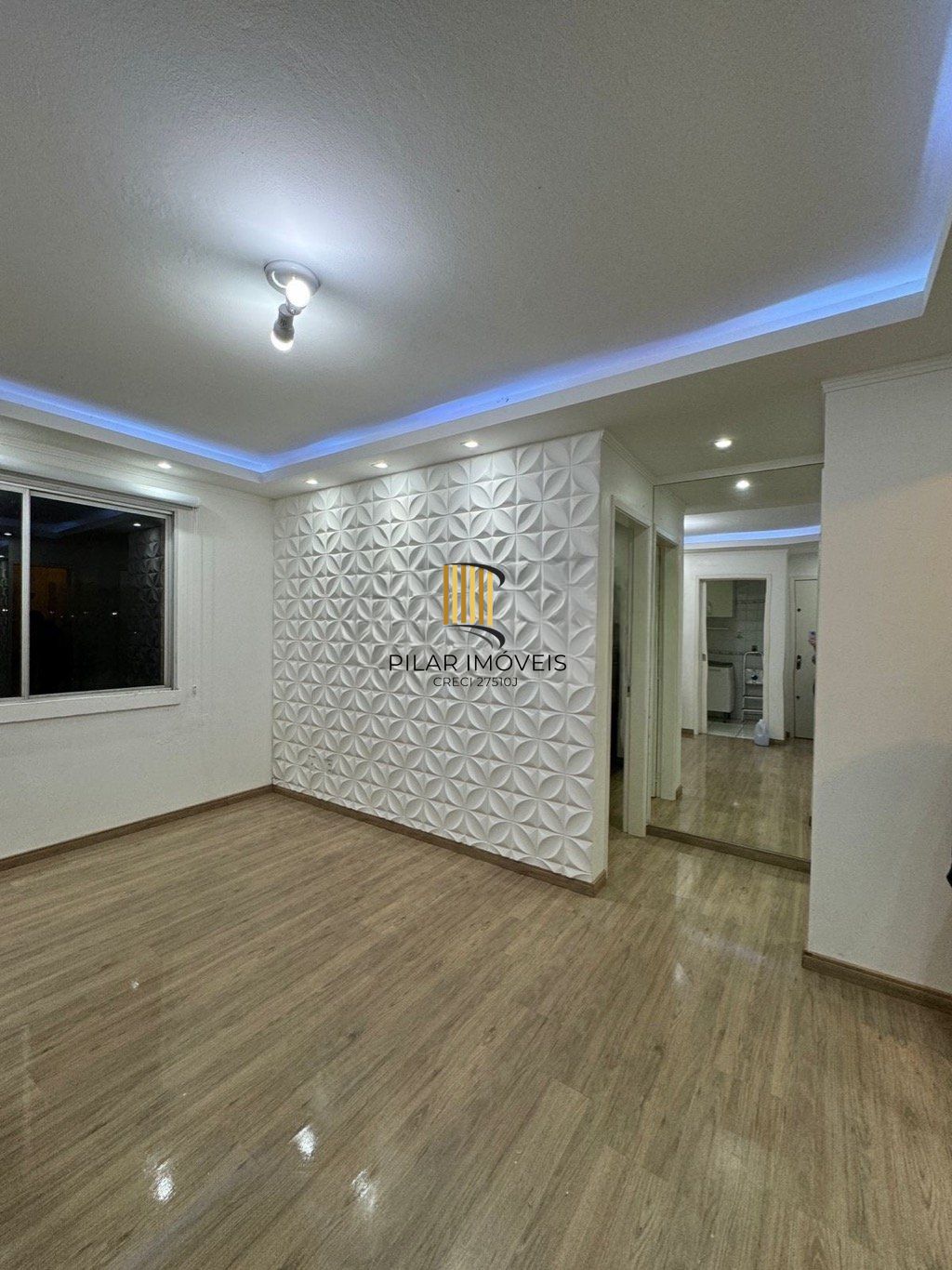 Apartamento semi mobiliado de 2 dormitórios e 1 vaga no bairro Sarandi - Pilar Imóveis