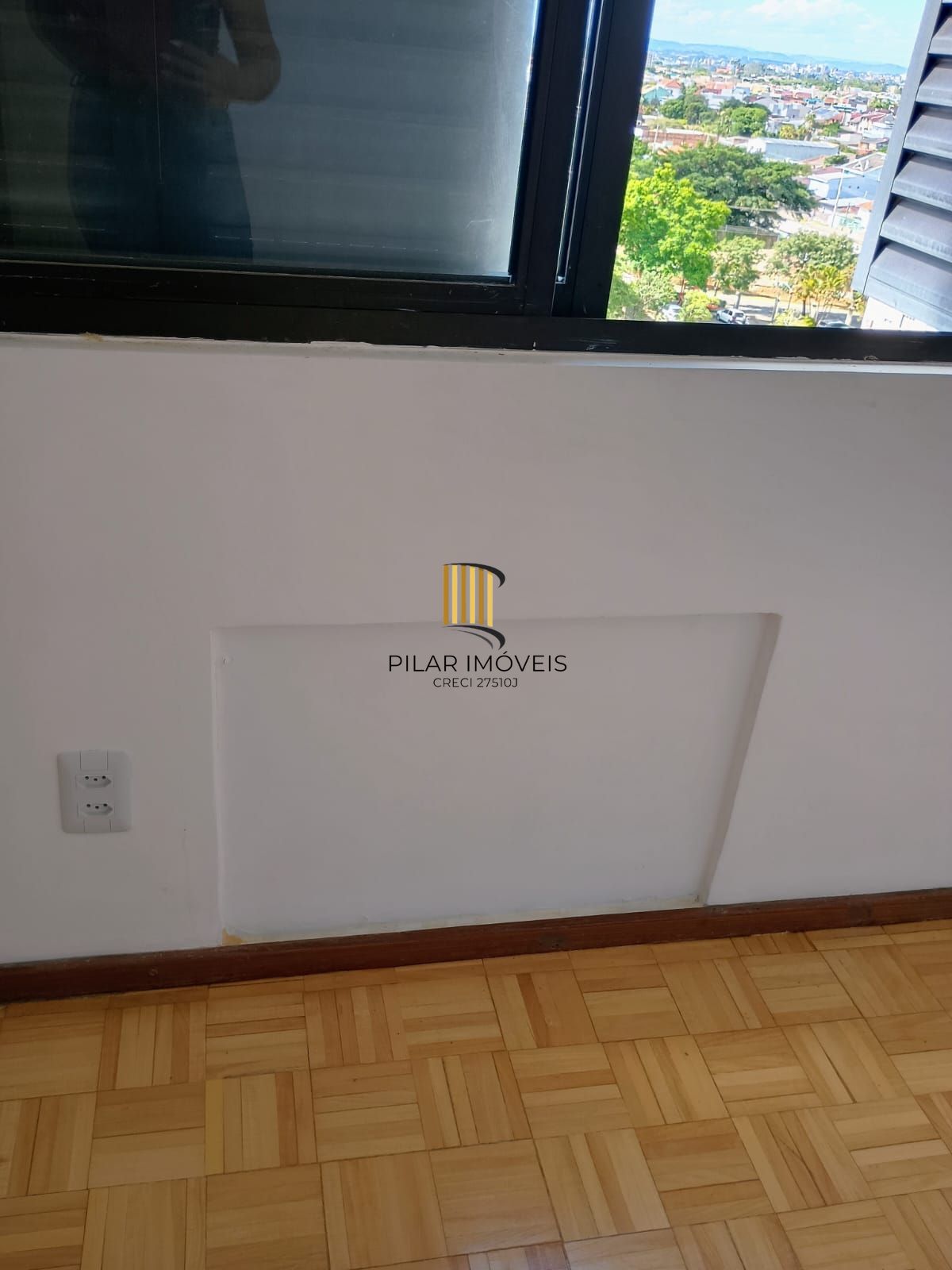 Apartamento de 3 dormitórios no bairro Sarandi