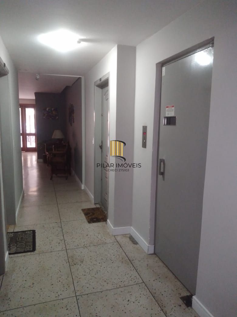 Apartamento com 3 dormitórios e 1 vaga no Bairro Petrópolis