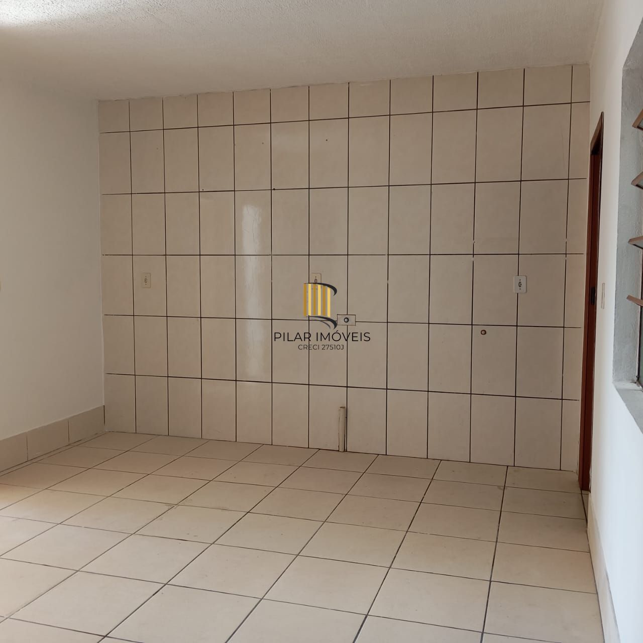 Apartamento 2 quartos, sacada e garagem exclusiva bairro Sumaré.