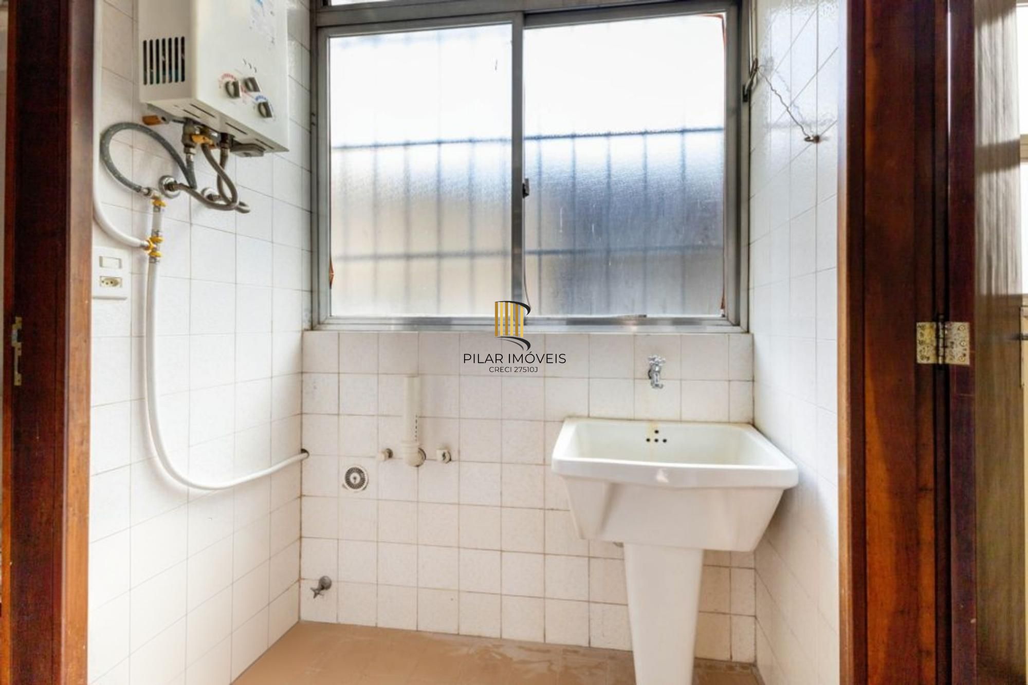 Apartamento de 2 quartos, suíte, 1 vaga no bairro Auxiliadora