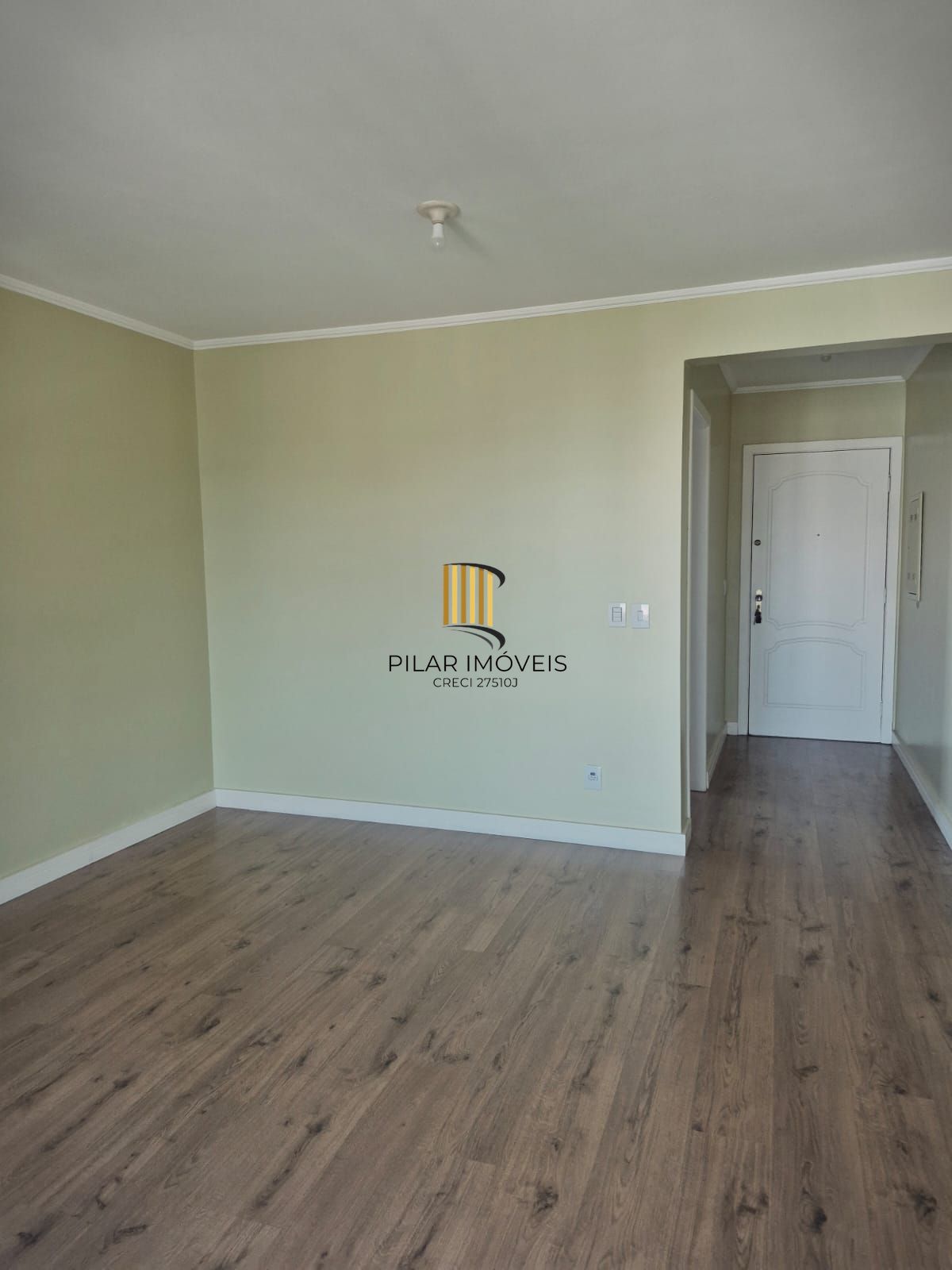 Apartamento de 3 dormitórios, elevador e 1 vaga de garagem em Canoas.