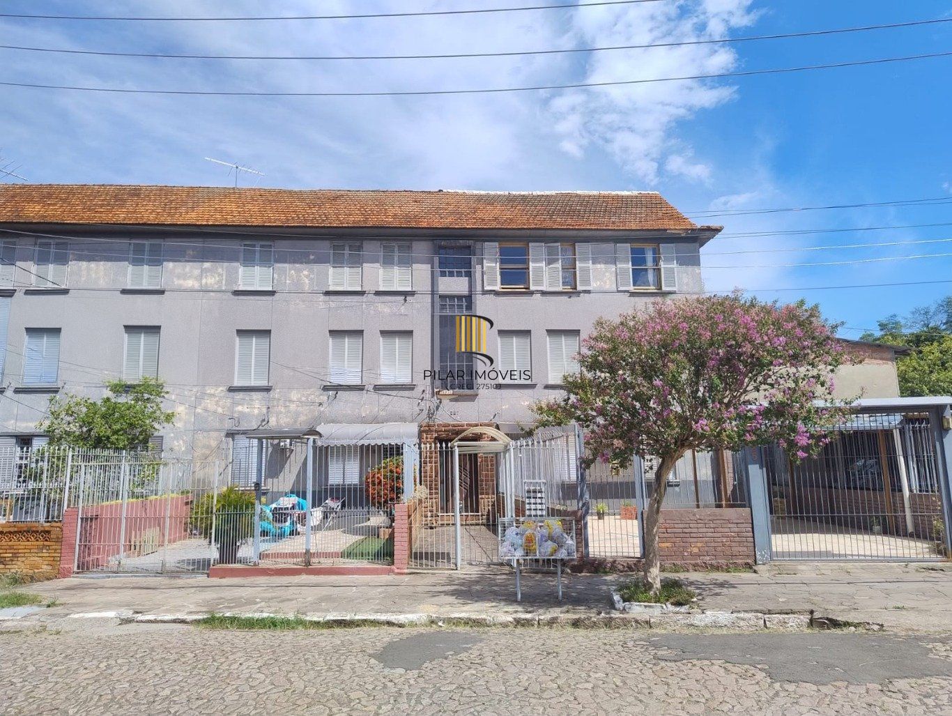 Apartamento à venda com 2 quartos 51 m² no Bairro Passo da Areia