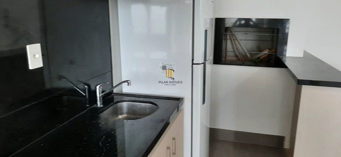 Apartamento com 1  Dormitório com piscina e Elevador no Centro de Canoas.