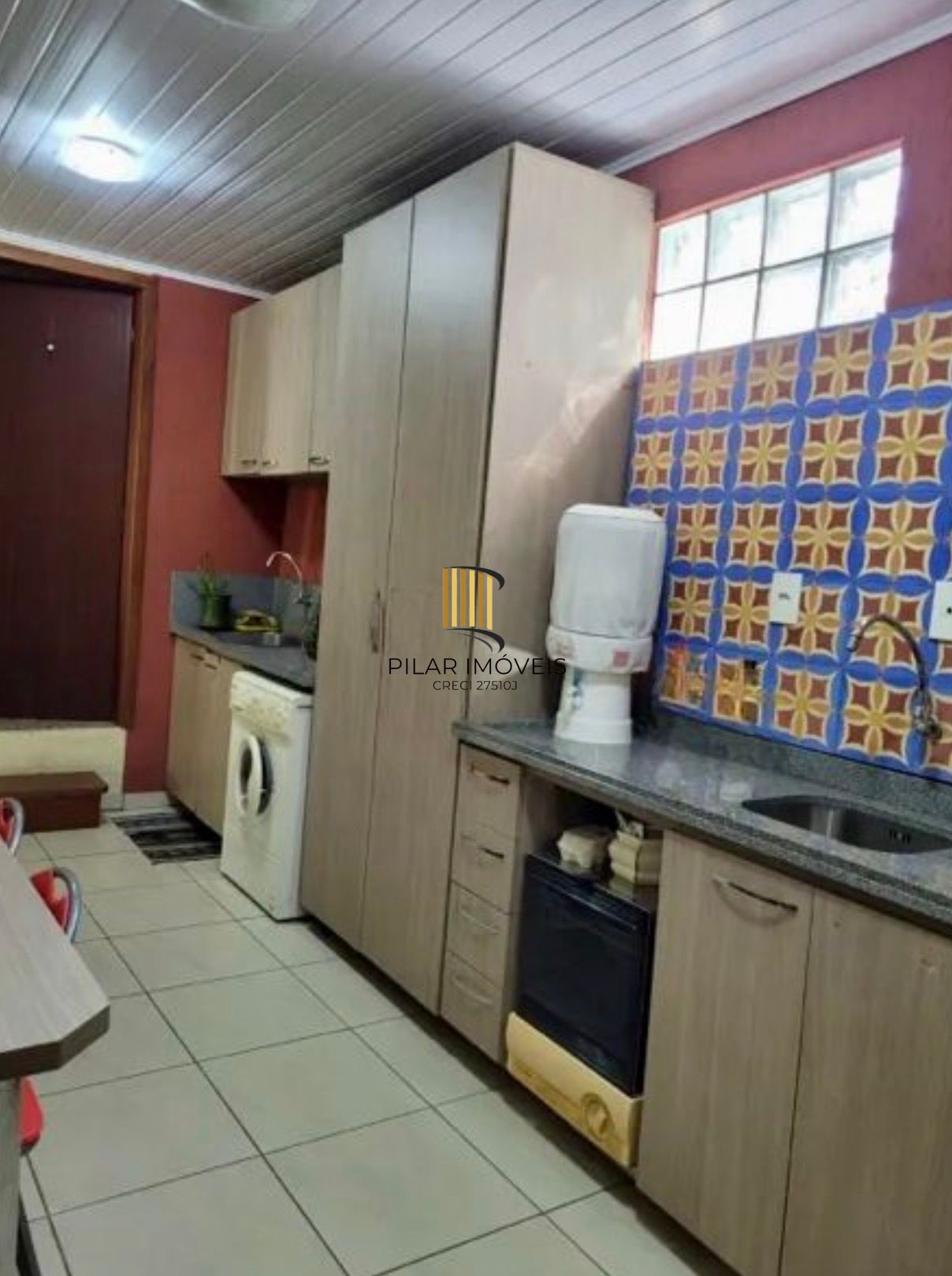 Casa com 3 dormitórios e edícula 1 d no Bairro Jardim Floresta