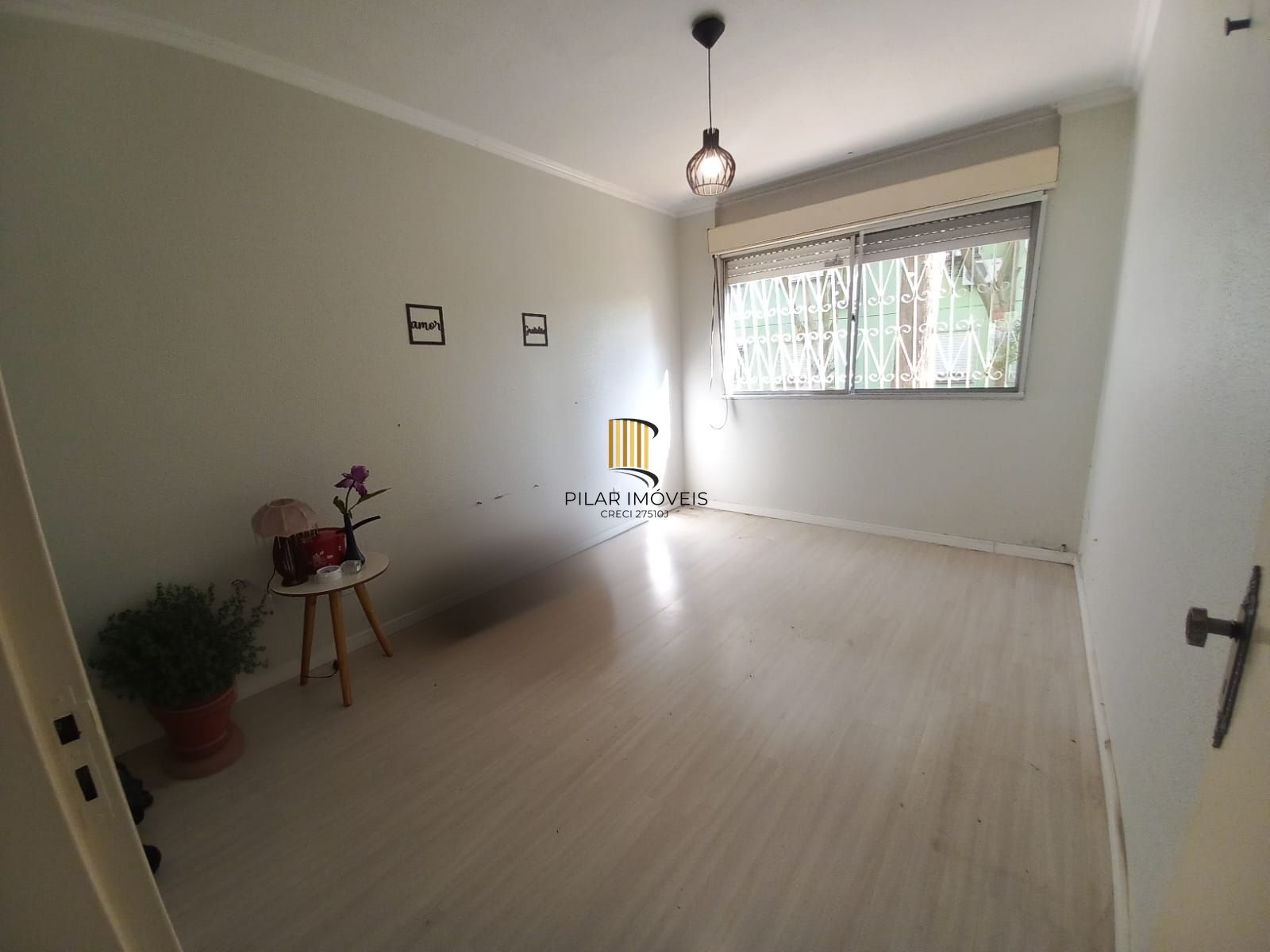 Apartamento com 2 dormitórios no bairro Jardim Itu.