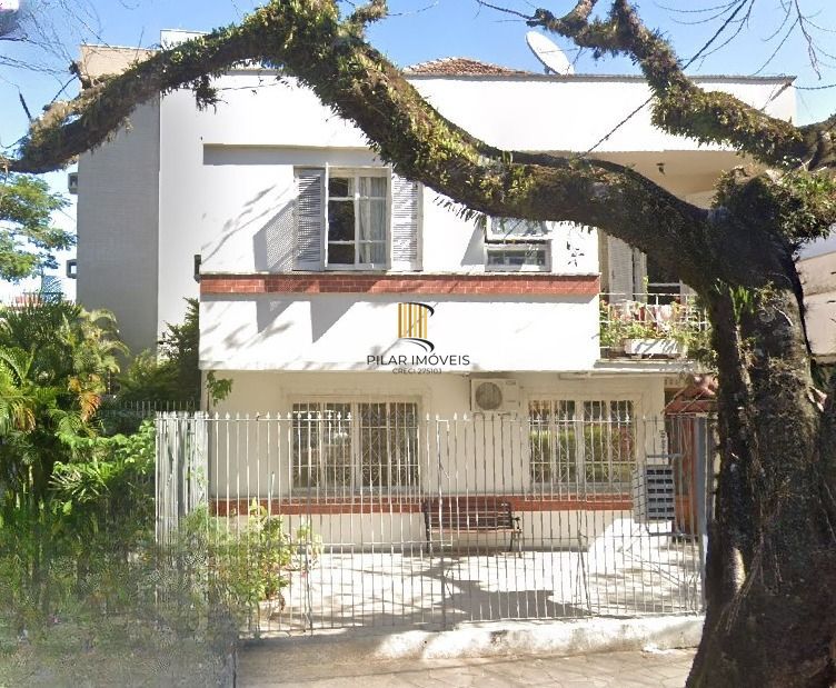Apartamento com 2 dormitórios no Bairro Menino Deus