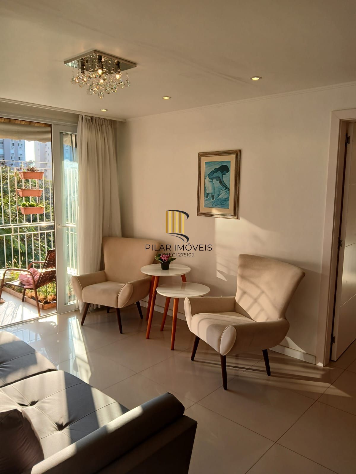 Apartamento com 3 quartos(1 suíte) e 1 vaga de garagem no Bairro Jardim Lindóia