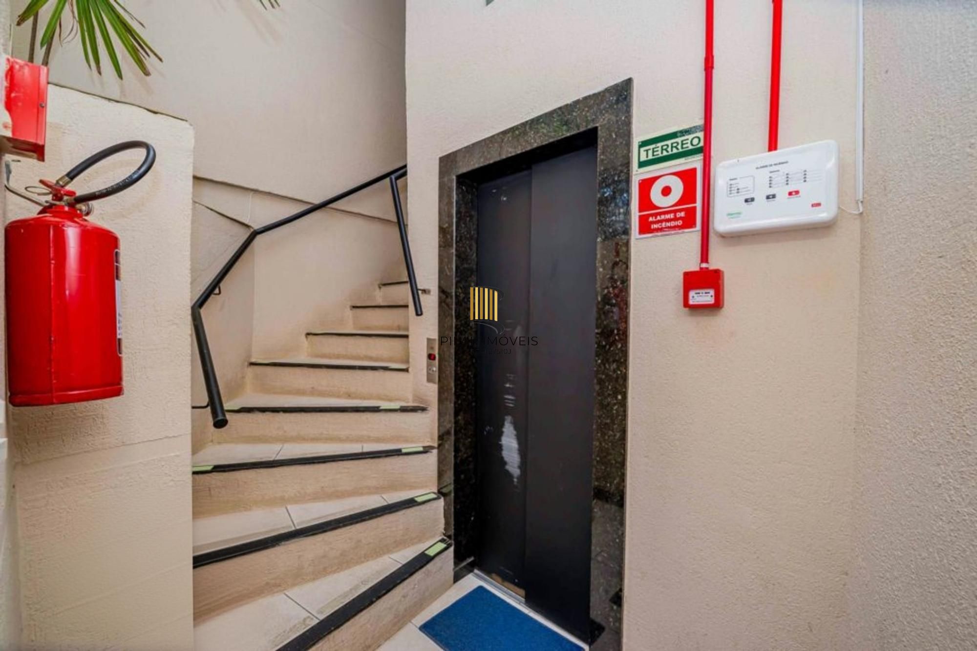 Apartamento de 1 quarto, elevador, churrasqueira no bairro Cidade Baixa