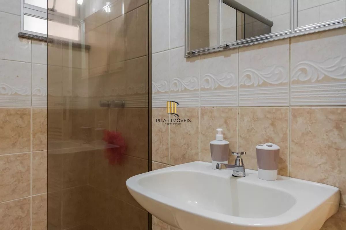 Apartamento à venda com 2 quartos elevador no bairro centro historico