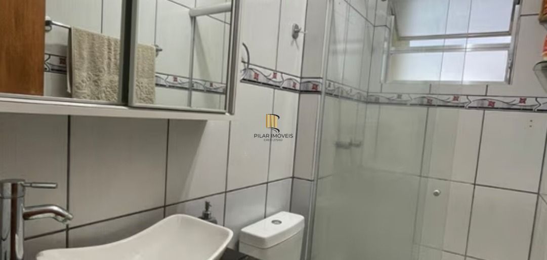 Apartamento de 1 quarto, churrasqueira, lareira,1 vaga no bairro Santa Tereza