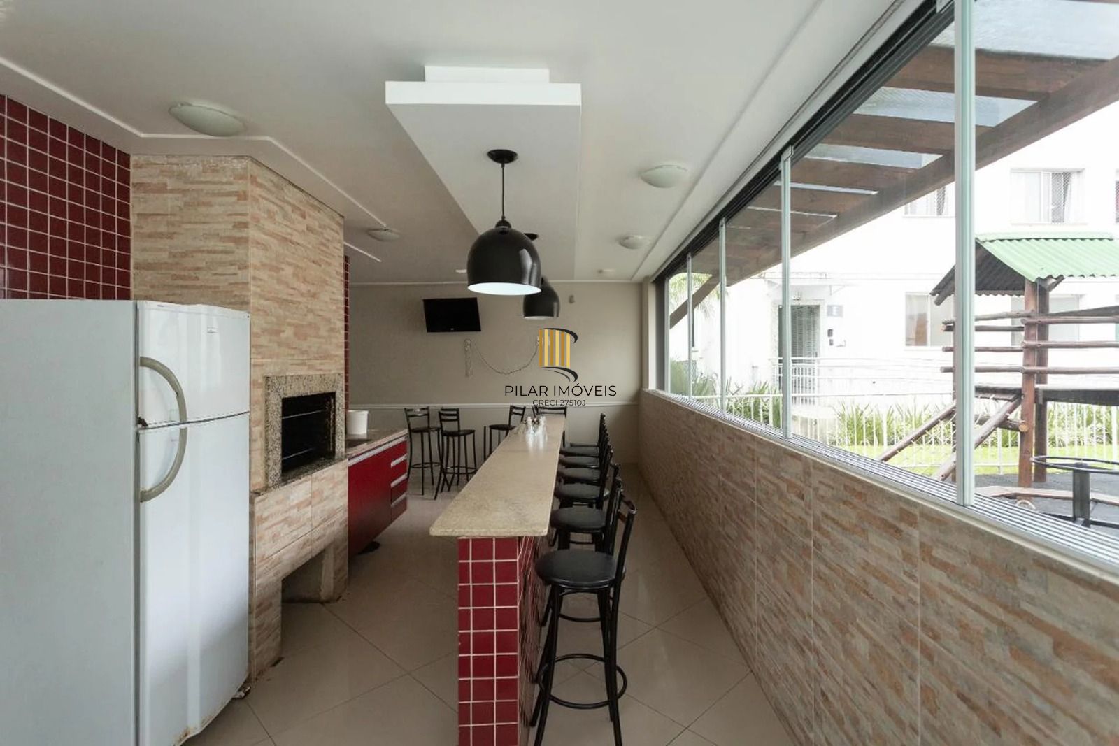 Apartamento com 2 quartos, vaga e piscina  no bairro  Parque Santa Fe