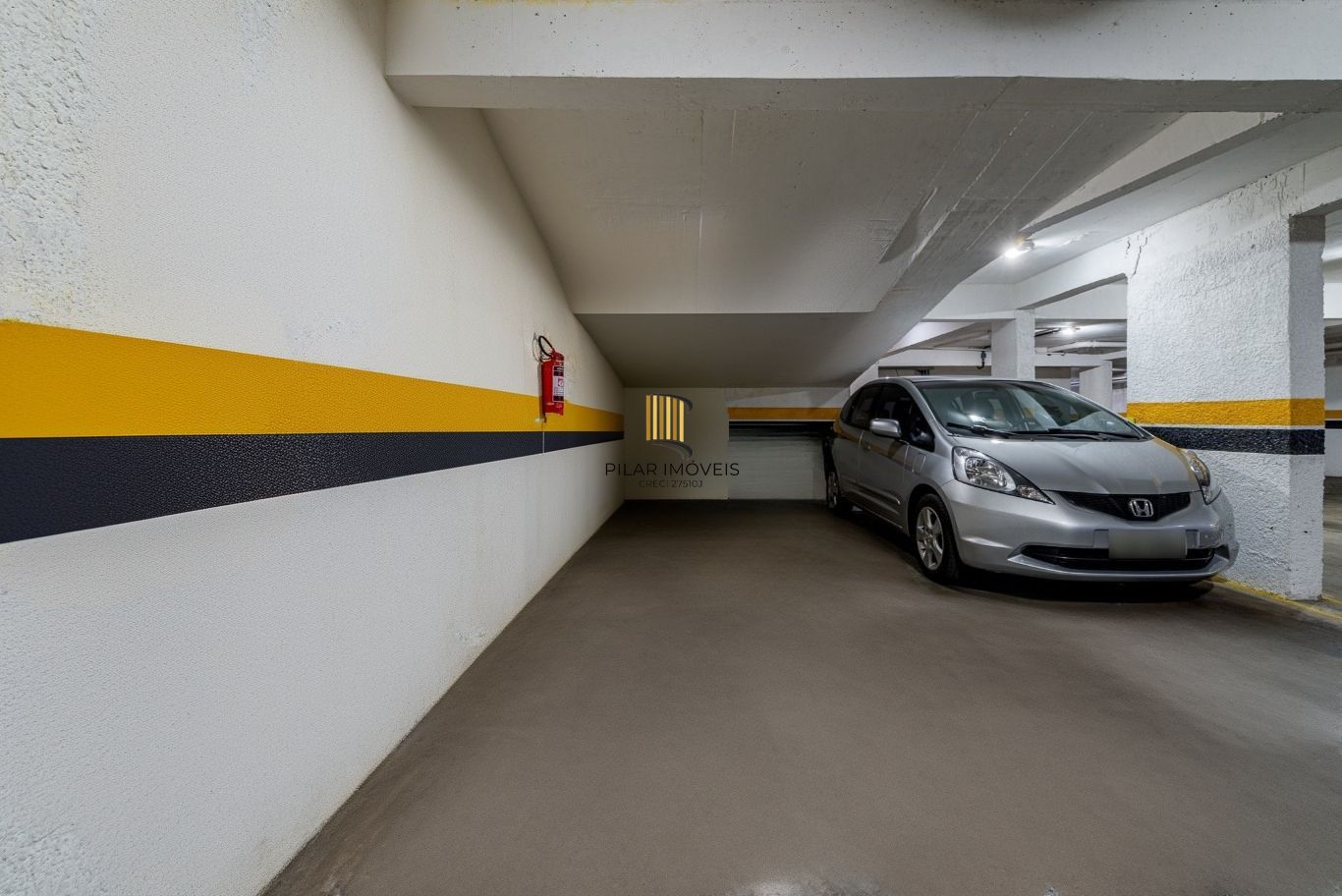 Apartamento com 1 dormitório e 1 vaga no Bairro Mont Serrat