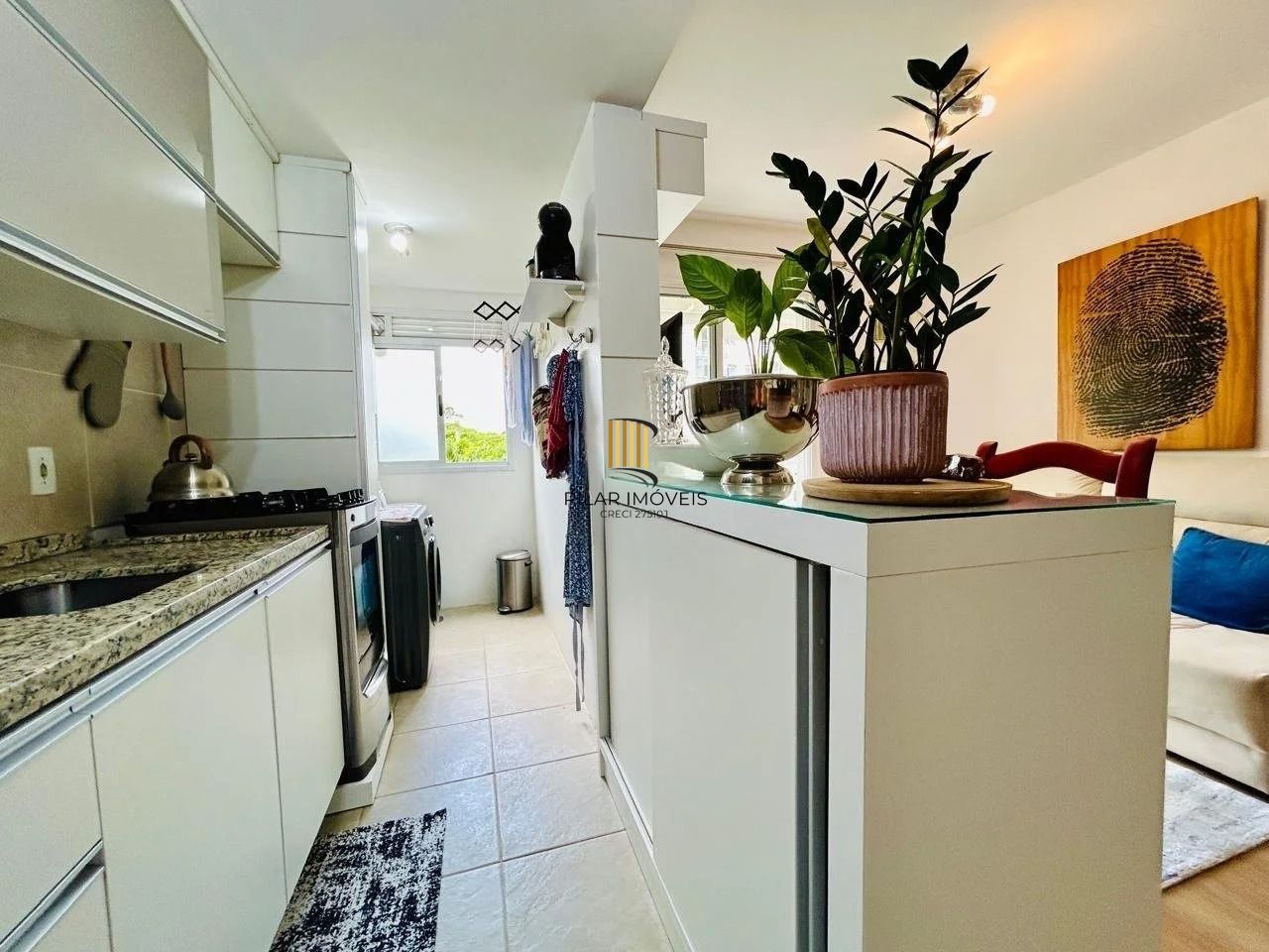 Apartamento 2 Dormitórios com Suíte, elevador e 2 Vagas no Alto Petrópolis