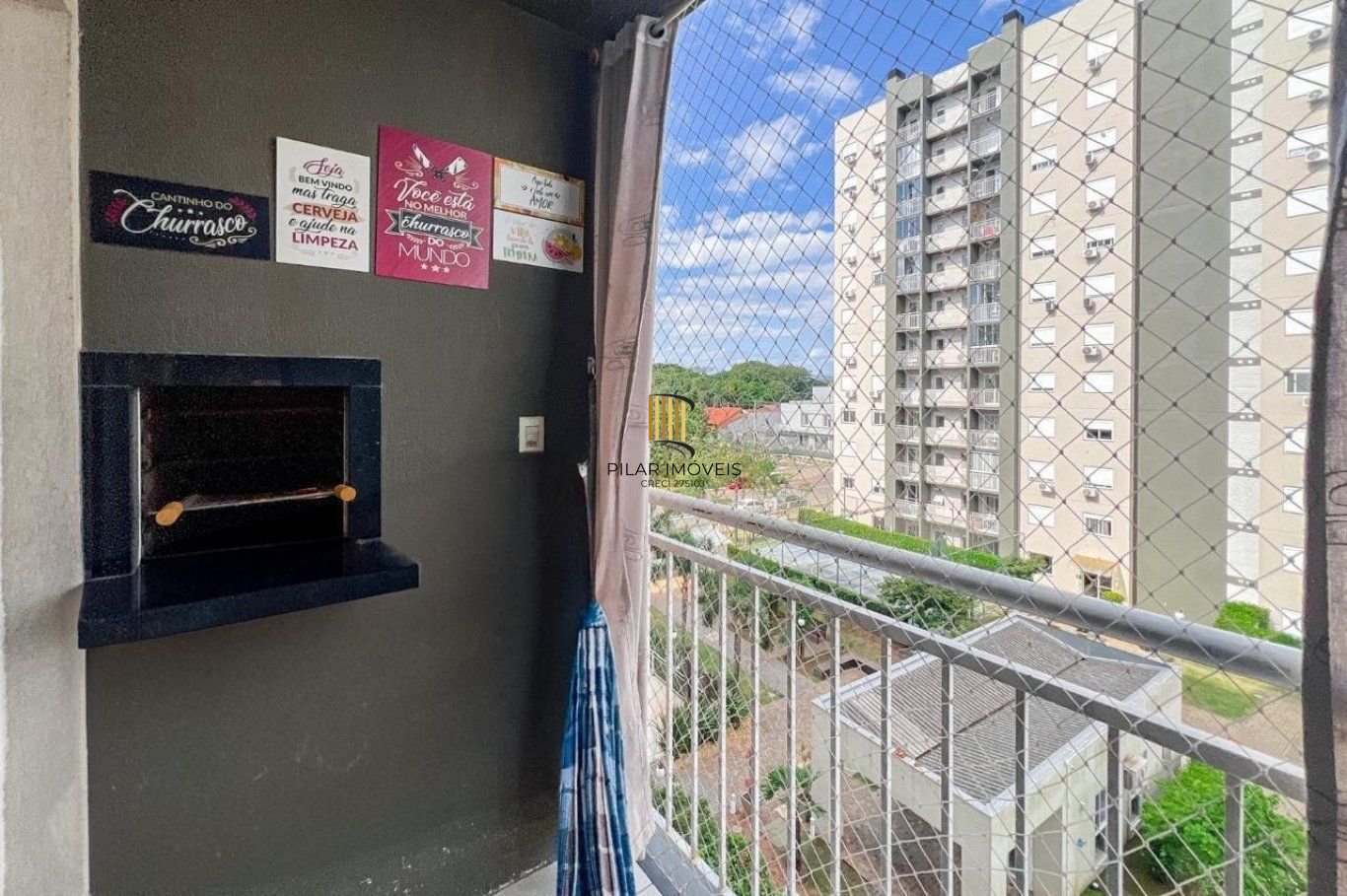 Apartamento com 2 quartos, 1 vaga e elevador no bairro Igara em Canoas