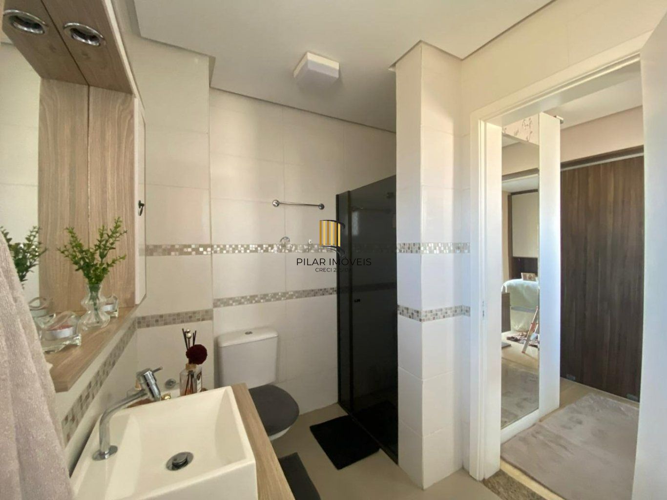 Casa de 3 quartos, 2 vagas de garagem cobertas no bairro Mato grande em Canoas.