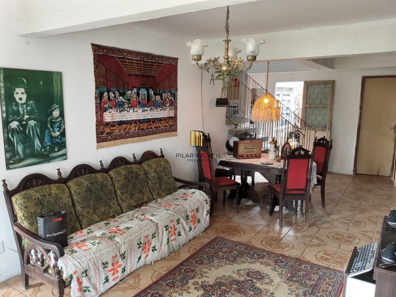 Casa 3 dormitórios e 2 vagas, 154m2 Bairro Santa Maria Goreti,  Porto Alegre