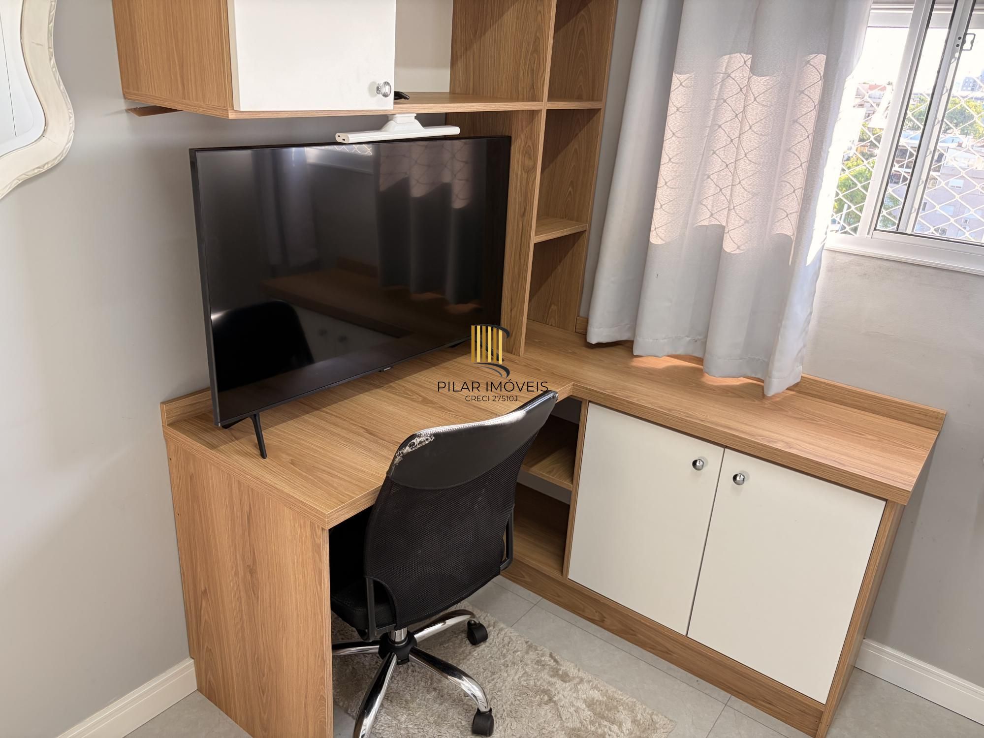 Apartamento com 2 quartos e 1 vaga de garagem no Bairro Sarandí