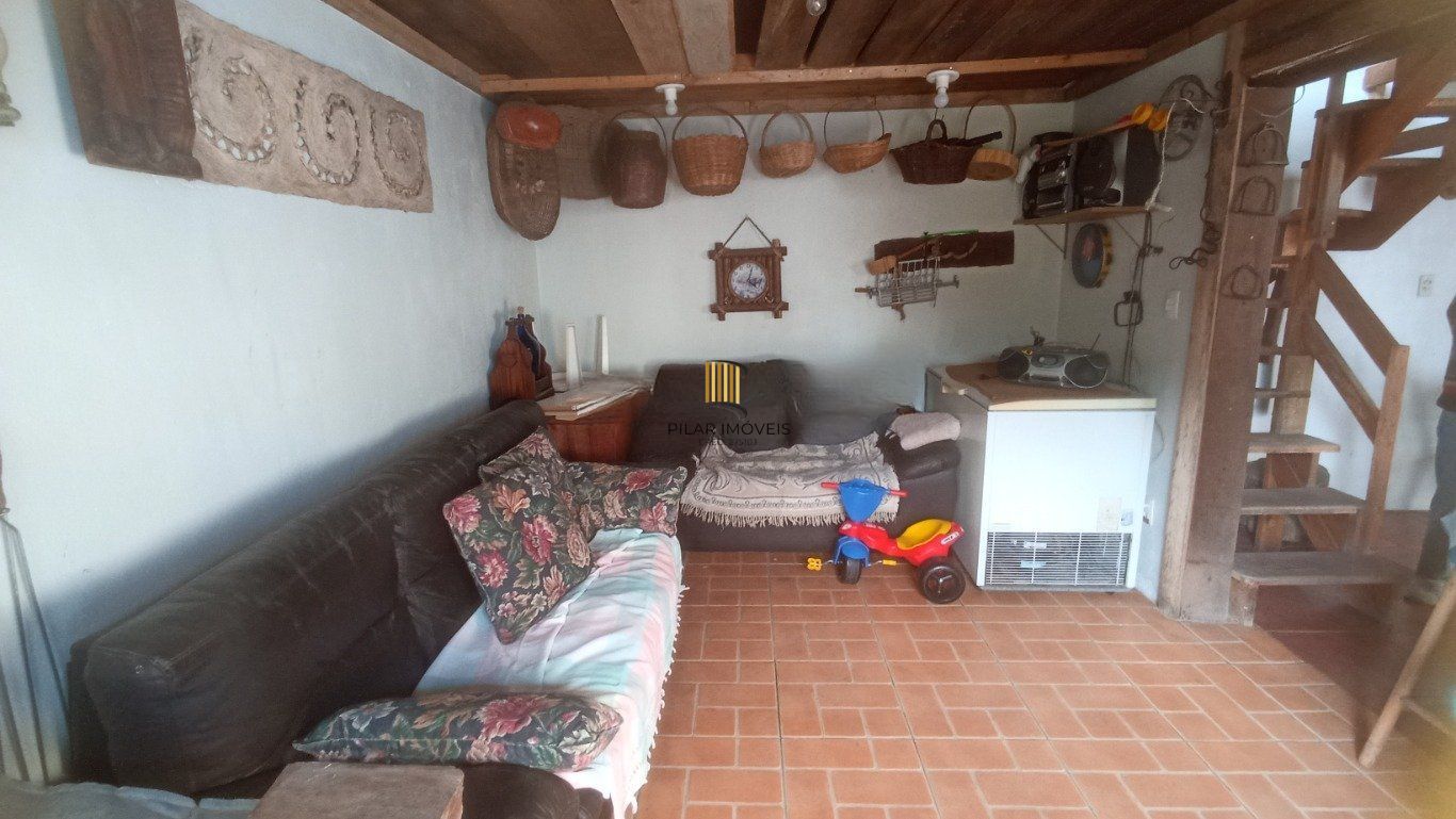 Casa de 3 dormitórios bairro Santa Fé