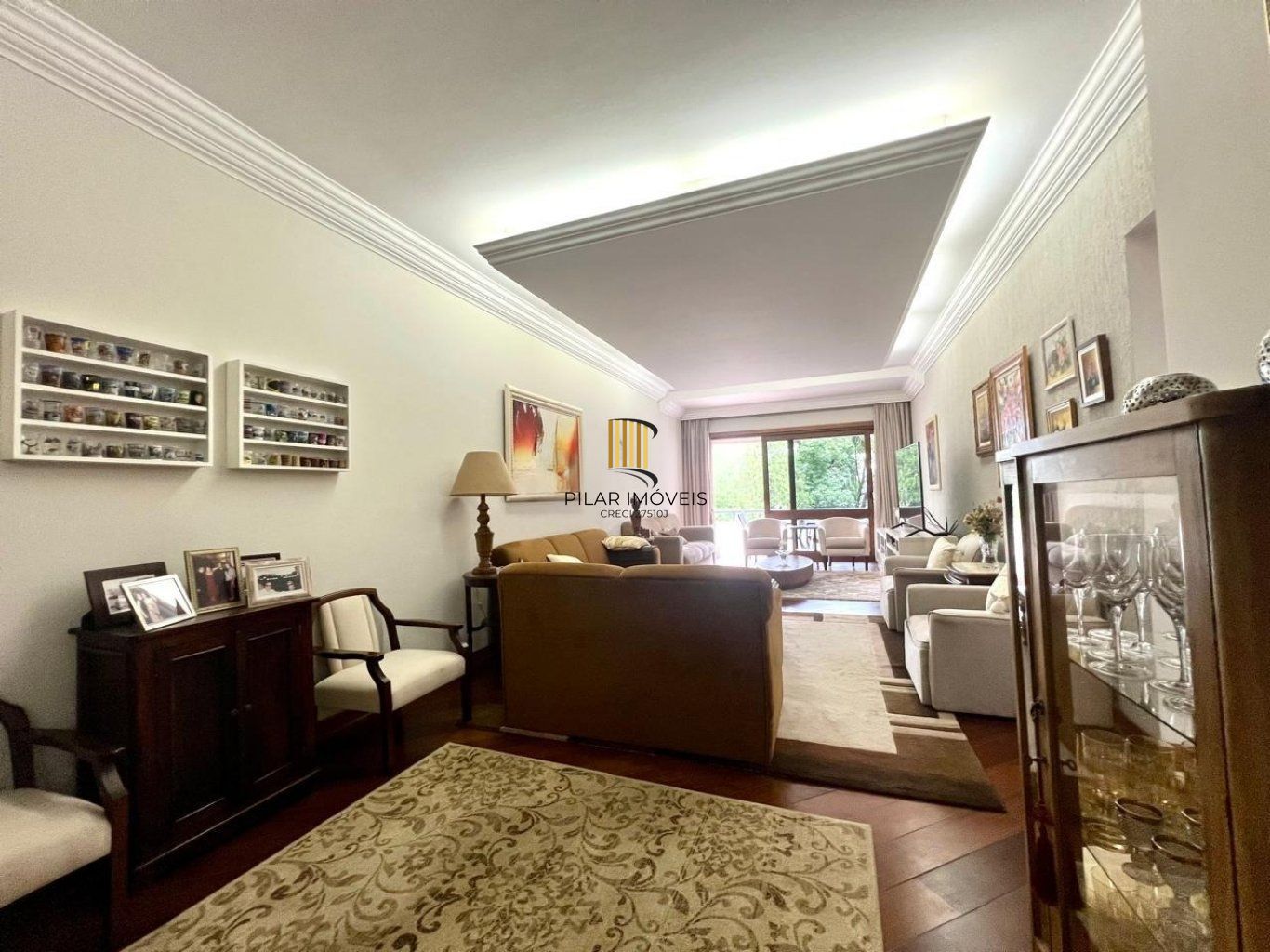 Apartamento com 4 quartos, 223m² e 2 vagas no bairro Jardim do Salso