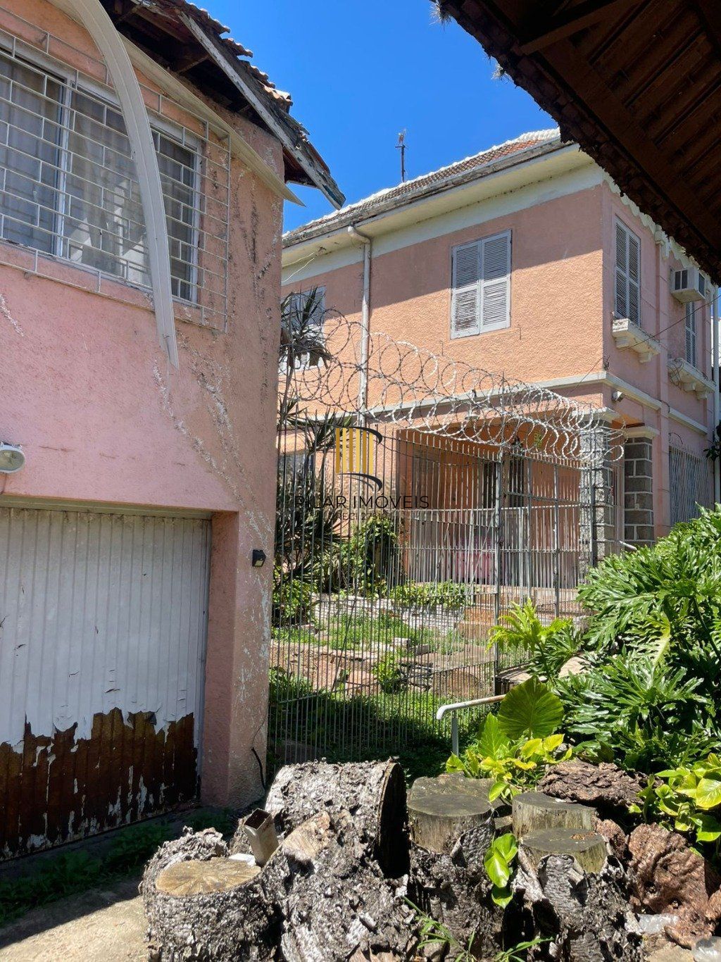 Amplo Terreno com Casa no Partenon | Ótima Localização